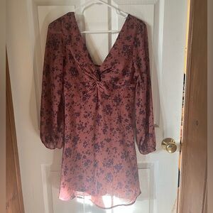 🚫SOLD🚫Spoiled Mauve and Black Floral Top